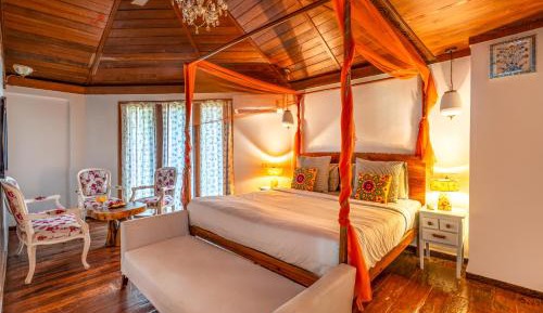 Royal Chalet