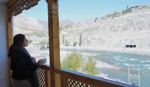 Suite with River View
