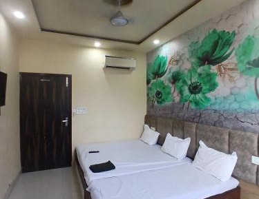 Triple Room with Balcony
