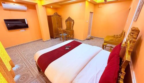 King Room with Pool View