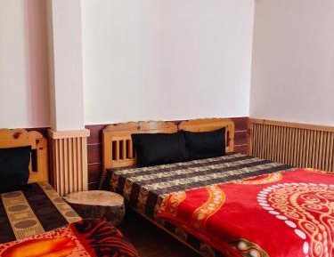 Triple Room with Mountain View