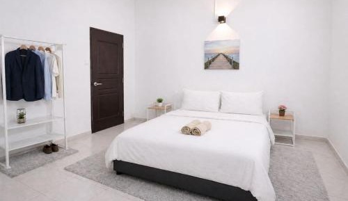 Double Room with Private Bathroom