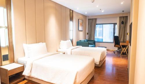 Deluxe King Room