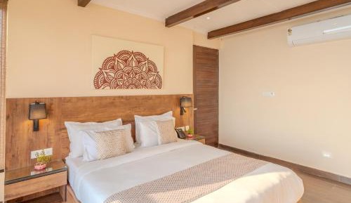 Deluxe Double or Twin Room with Garden View