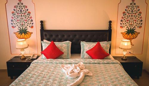 Palace Room