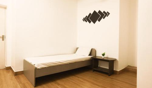 One-Bedroom Apartment with Balcony
