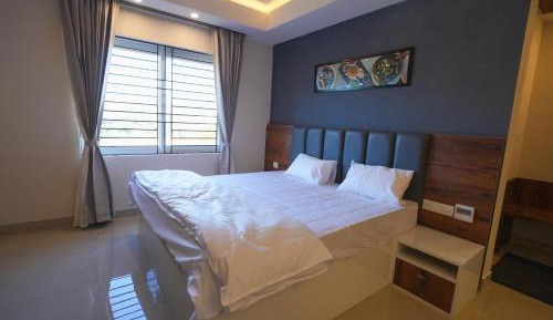 Deluxe Queen Room