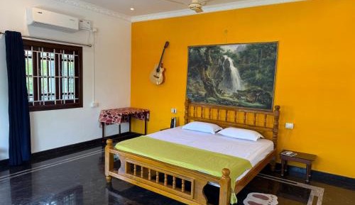 Double Room with Mountain View