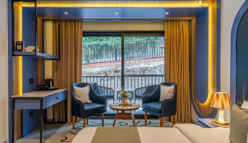 Deluxe Double Room with Balcony