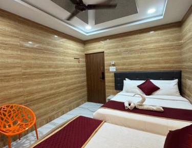 Deluxe Family Room