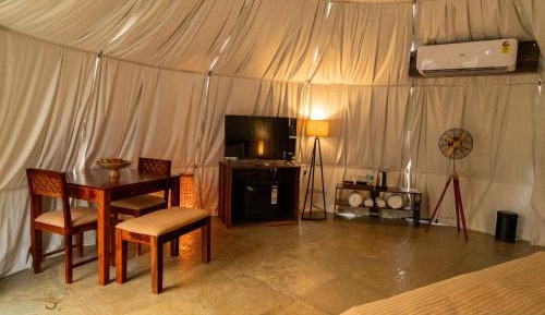 Superior King Suite