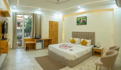 Superior King Room
