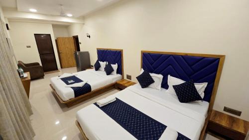 Deluxe Family Room