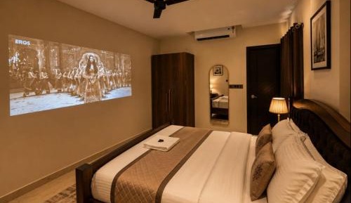 Superior King Room