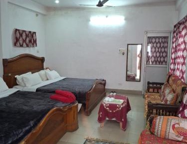 4-Bed Mixed Dormitory Room