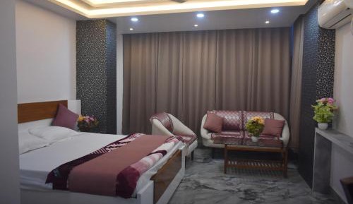 Superior King Room