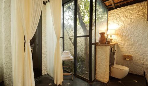 Suite with Mountain View