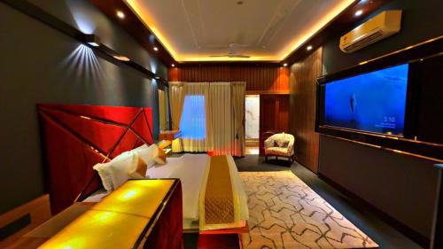 King Suite with Balcony