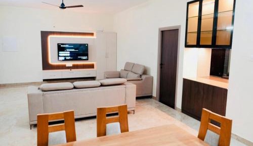 Three-Bedroom Deluxe Apartment