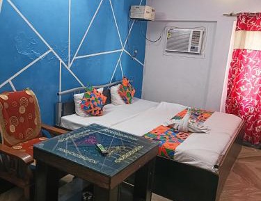 Deluxe Double Room (2 Adults + 1 Child)