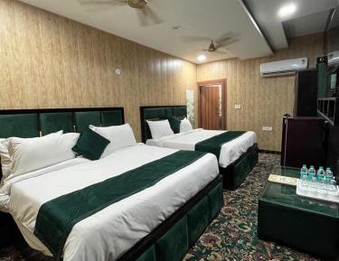 Luxury Quadruple Room