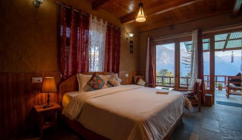Deluxe Double Room with Balcony