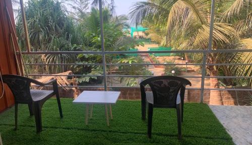 Deluxe Double Room with Balcony and Sea View