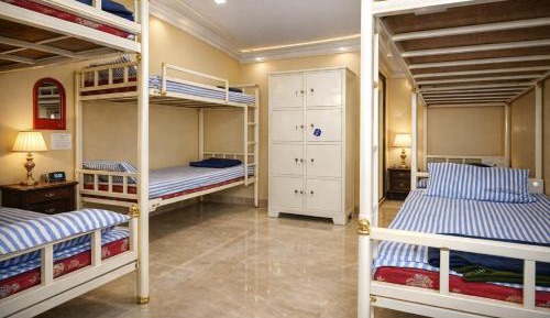 6-Bed Mixed Dormitory Room