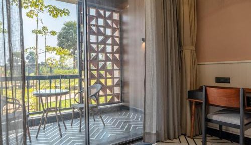 Suite with Balcony