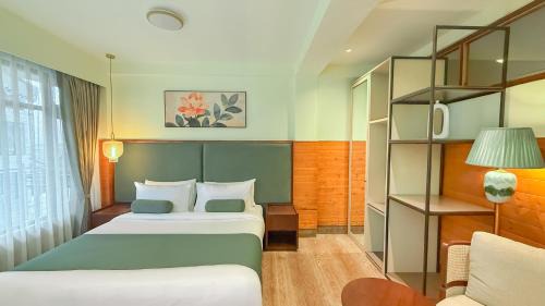 Superior Queen Room
