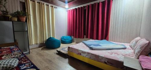 Triple Room with Mountain View