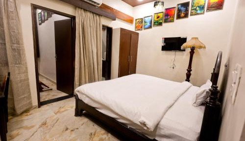 Double Room with Private Bathroom