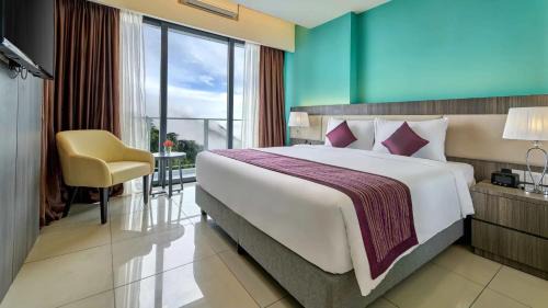 Two Bedroom Suite (King+Queen)