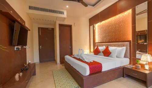 Deluxe Family Room