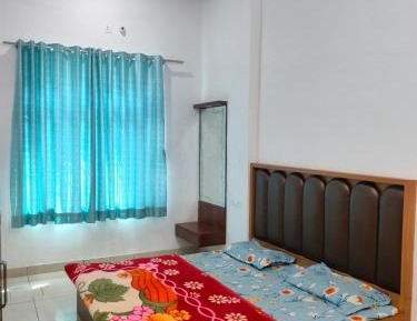 Deluxe Room (2 Adults + 1 Child)