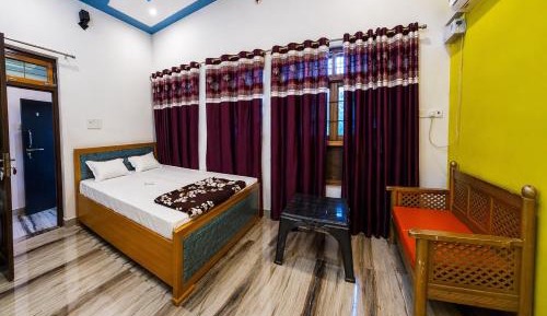 Double Room with Private Bathroom