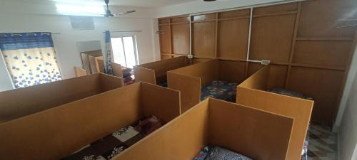 8-Bed Mixed Dormitory Room