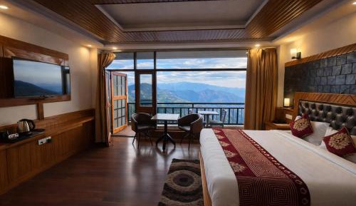 King Room with Balcony