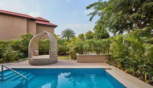 Two-Bedroom Luxury Villa with Balcony and Resort View