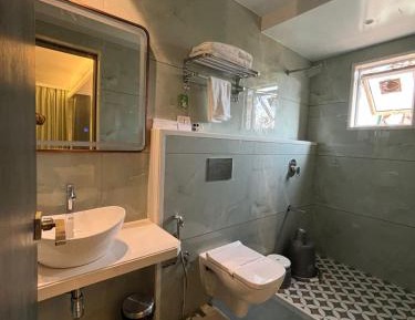 Comfort Triple Room