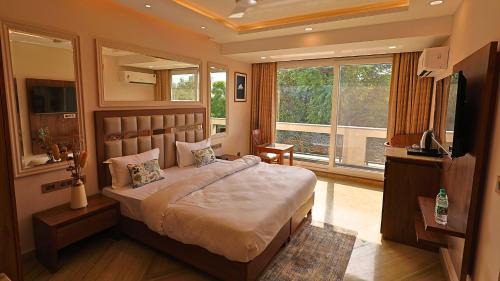Double Room with Balcony