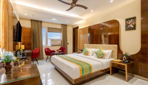 Executive Double Room with one way Airport Transfer
