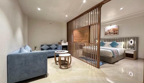 Presidential Suite Room with Bathtub