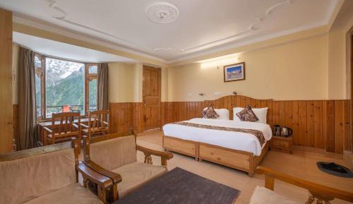 Superior King Room