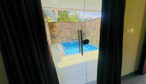 Double Room with Pool View