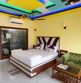 Queen Room