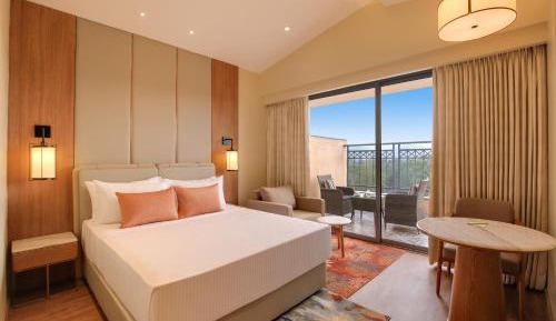 Deluxe Double Room with Balcony