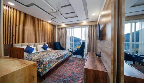 King Room with Balcony