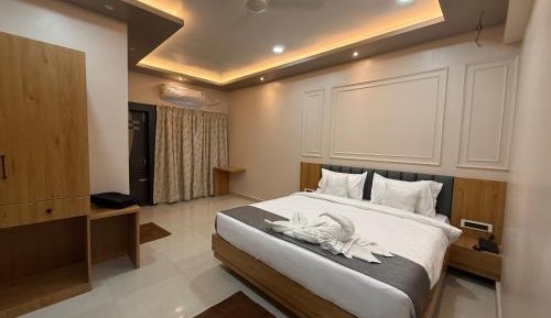 Standard King Room