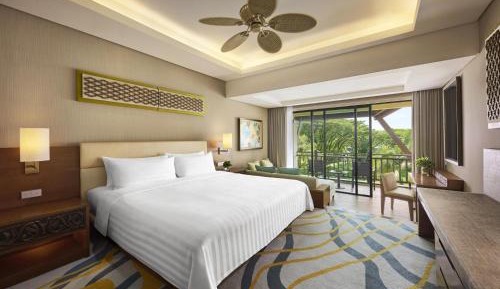 Garden Wing Deluxe King Room